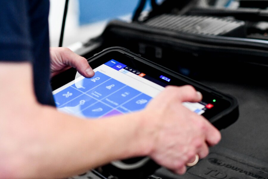 Vehicle diagnostics scan at Brisbane Mechanic Repairs, Moorooka